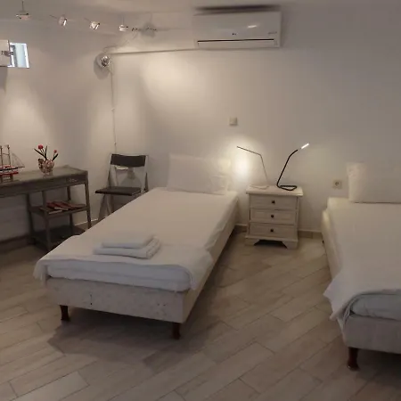 Ganema 1 Villa *