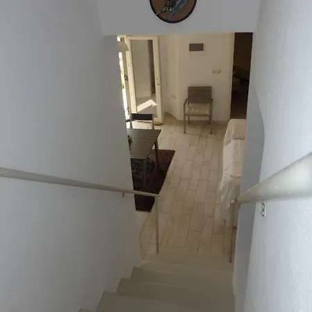 Villa Ganema 1 *